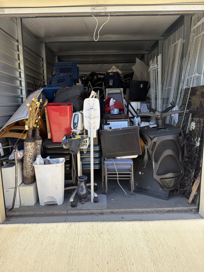 10 x 20 storage unit in Colorado Springs, CO