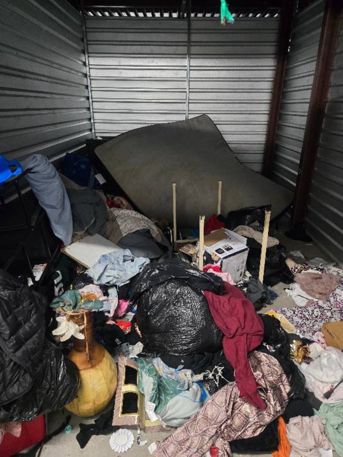 10 x 15 storage unit in Las Vegas, NV