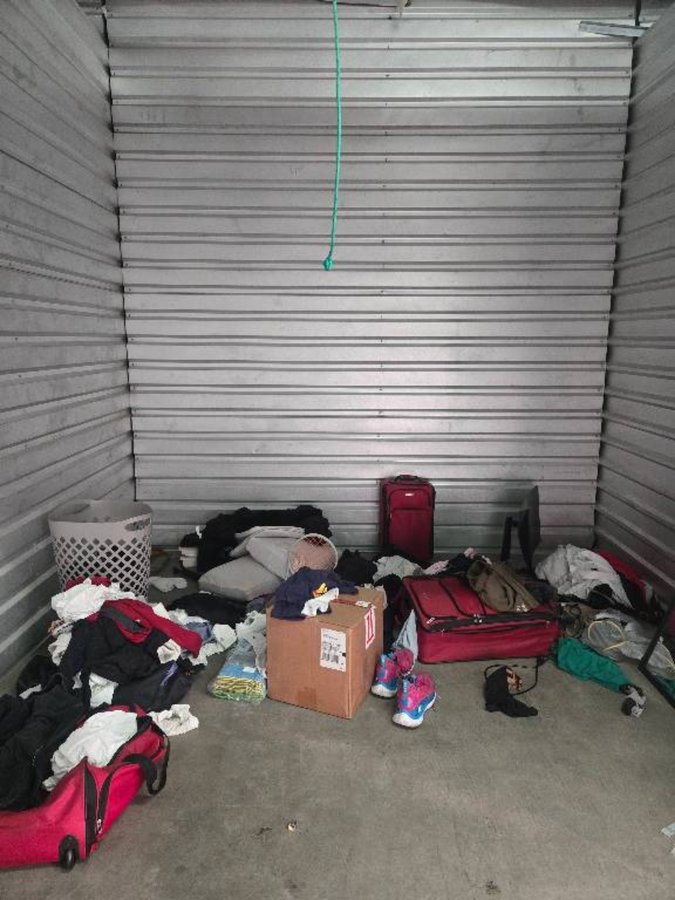 10 x 10 storage unit in Las Vegas, NV