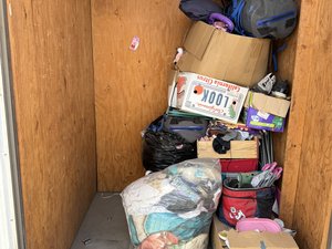 5 x 5 unit in Fresno