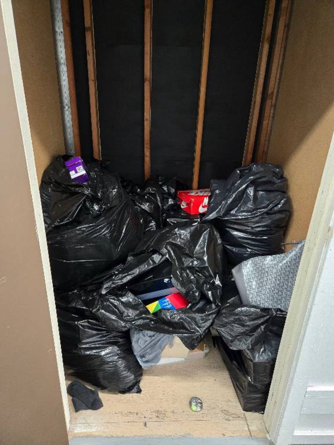 10 x 5 storage unit in Richmond, CA