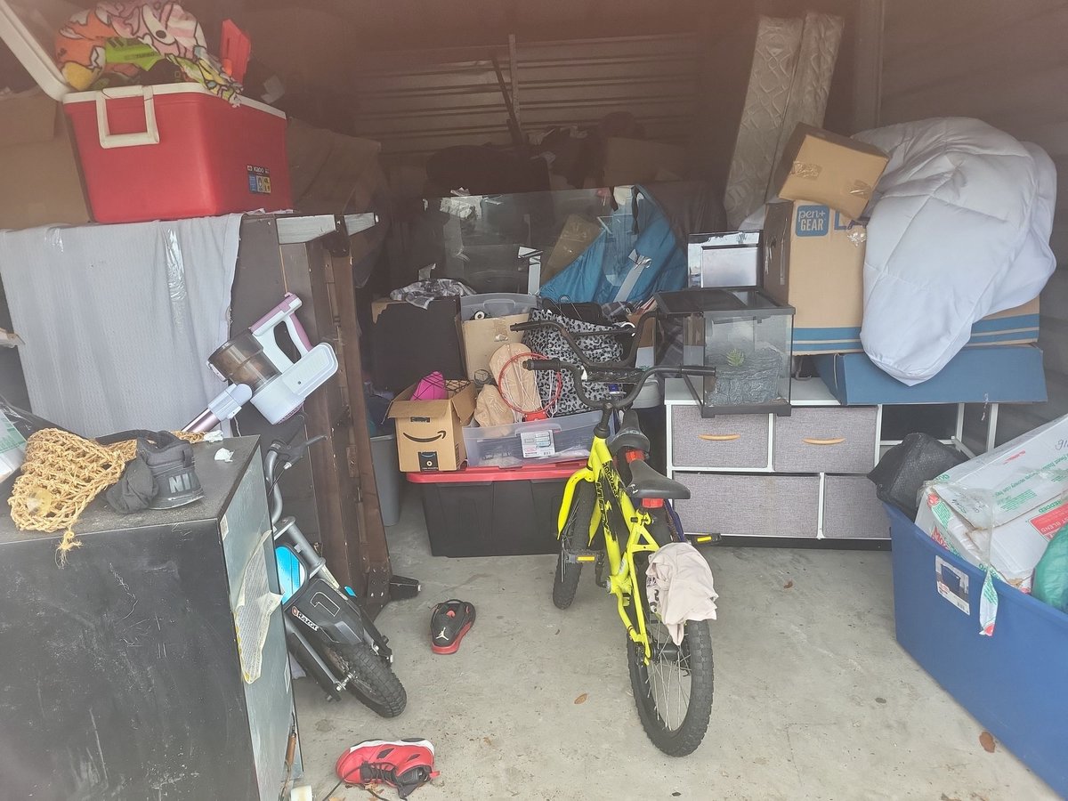 10 x 20 storage unit in Davenport, FL