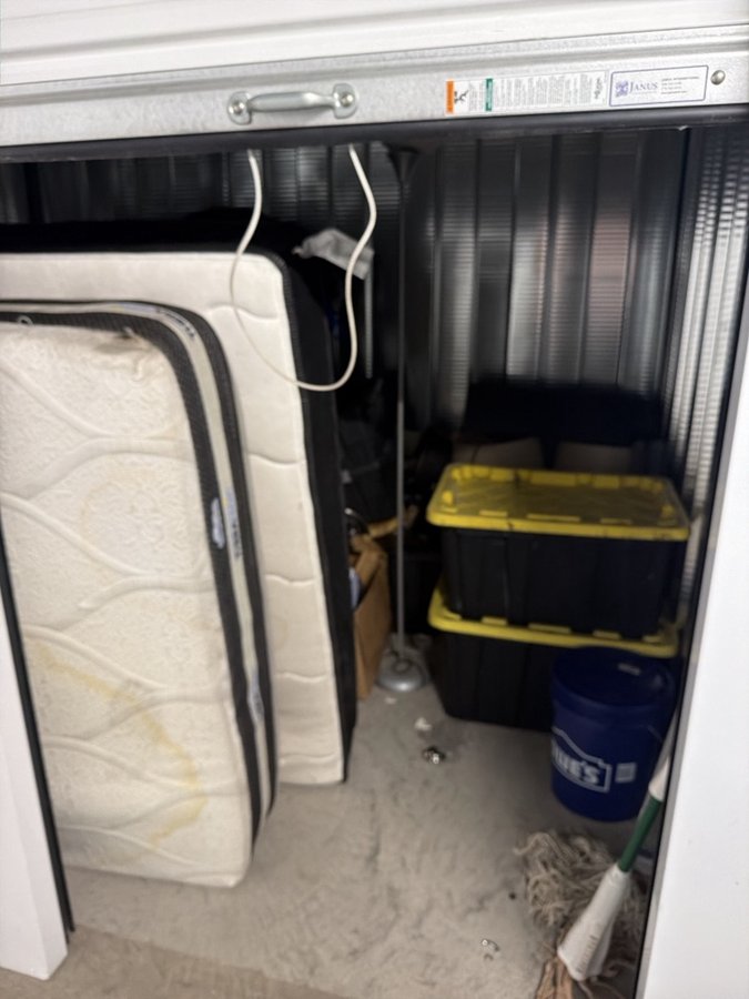 10 x 5 storage unit in Colorado Springs, CO