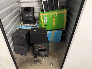 5 x 5 storage unit in Long Beach, CA