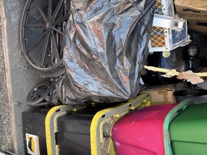 5 x 10 storage unit in Wilmington, CA