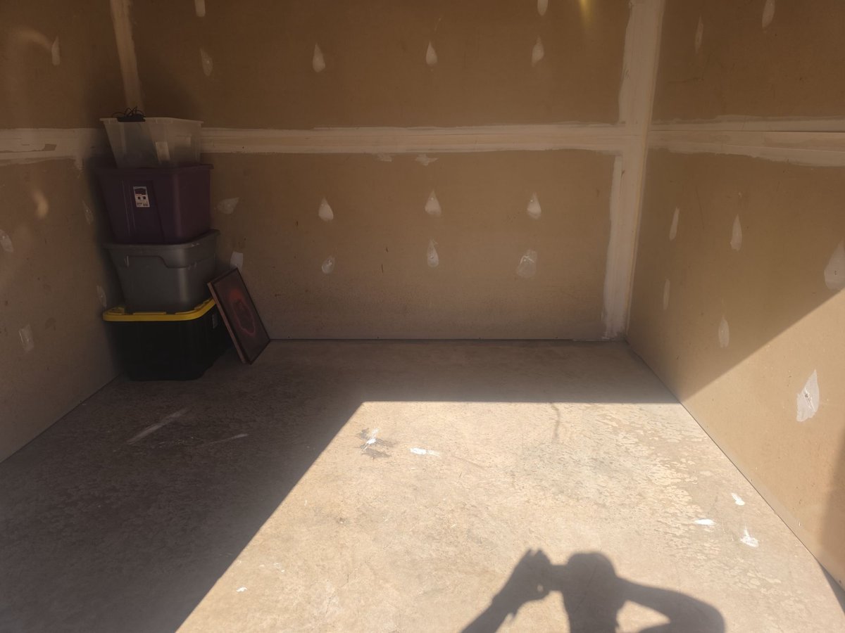 10 x 10 storage unit in Concord, NC