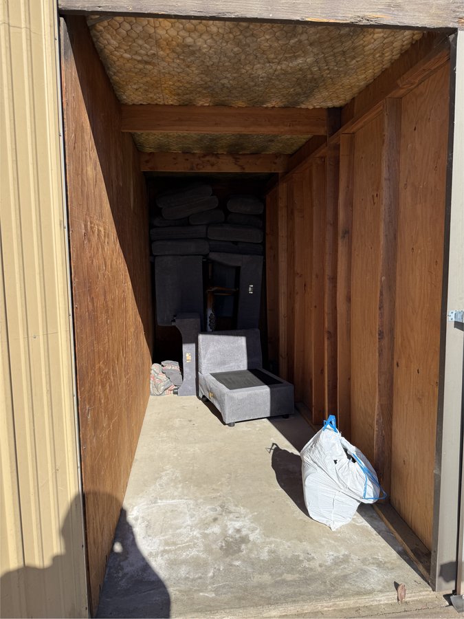 5 x 15 storage unit in Fresno, CA