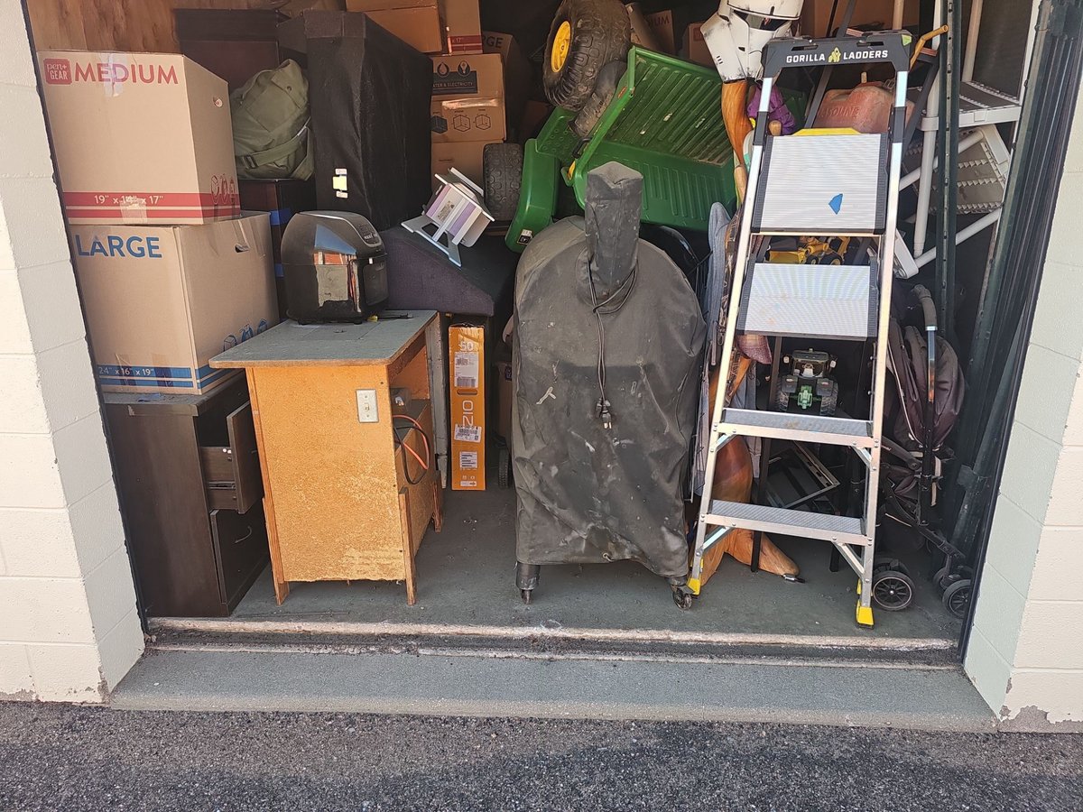 10 x 20 storage unit in Colorado Springs, CO