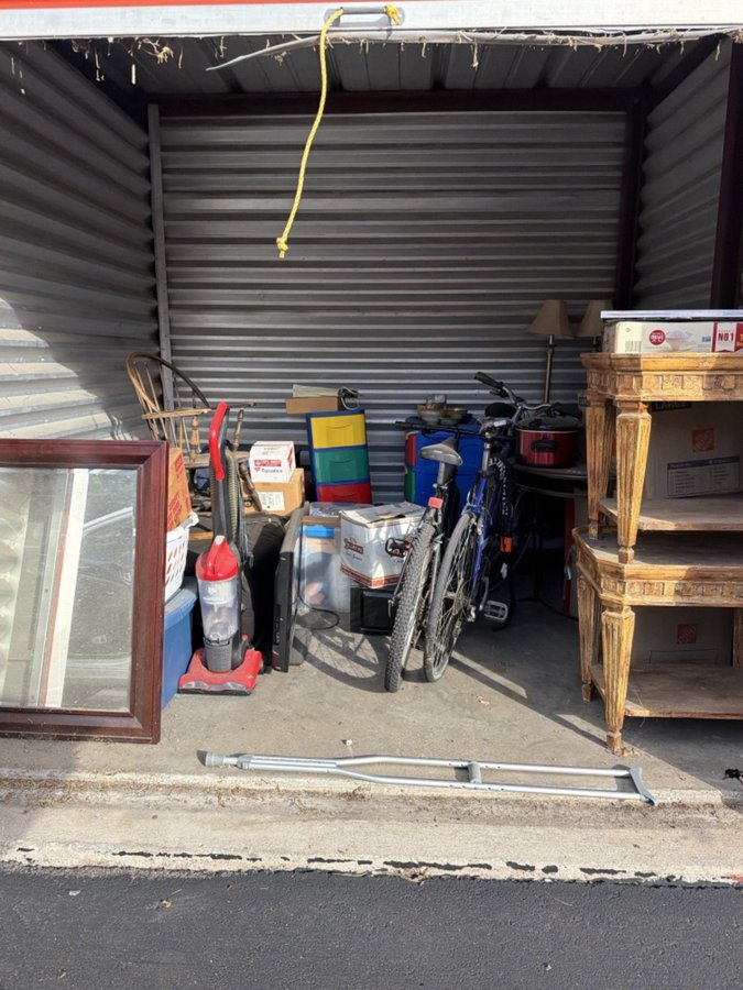 10 x 10 storage unit in Colorado Springs, CO