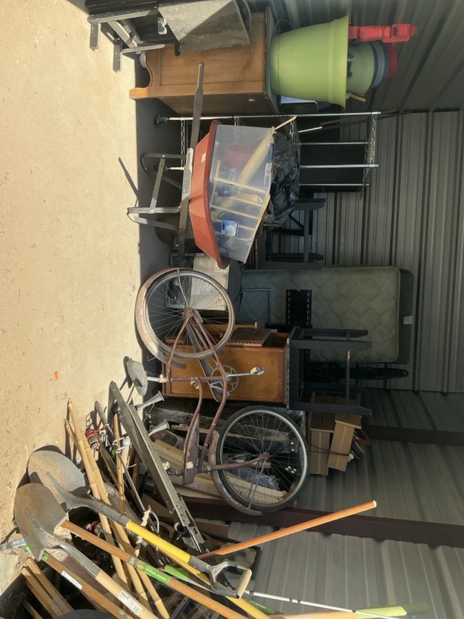 10 x 15 storage unit in Los Lunas, NM
