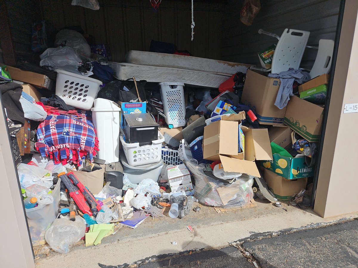 10 x 10 storage unit in Albuquerque, NM
