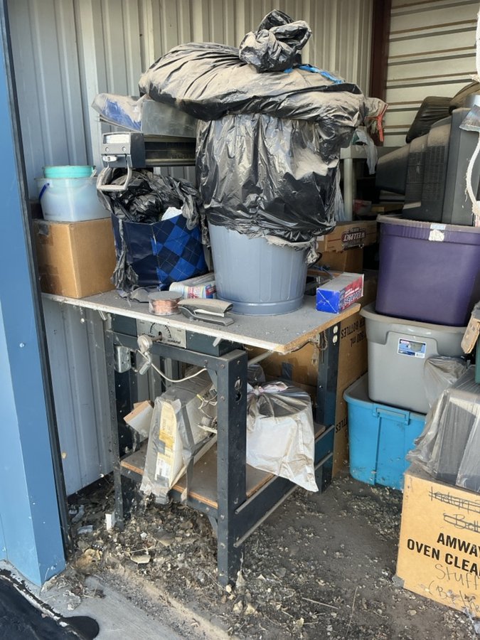 10 x 10 storage unit in Bernalillo, NM