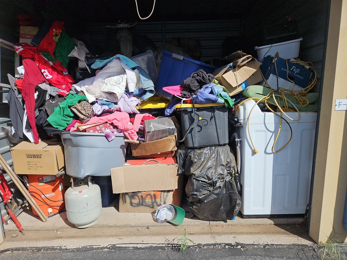10 x 10 storage unit in Albuquerque, NM