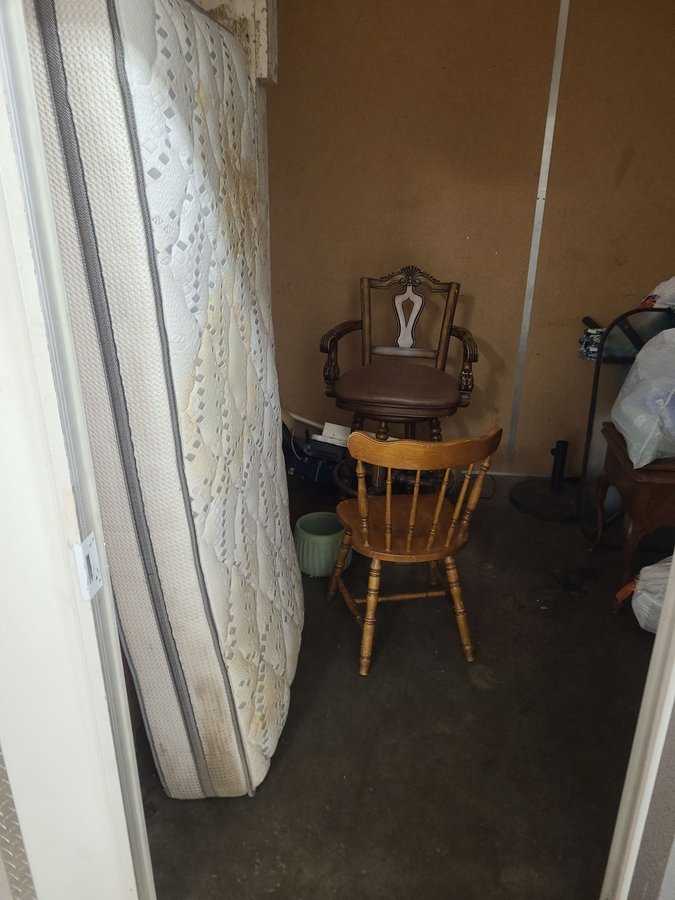 9 x 9 storage unit in Portland, OR