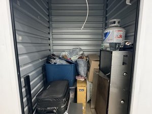 5 x 5 unit in Long Beach