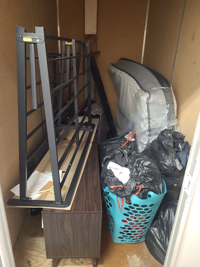 5 x 10 storage unit in Portland, OR