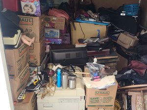 10 x 10 storage unit in Portland, OR
