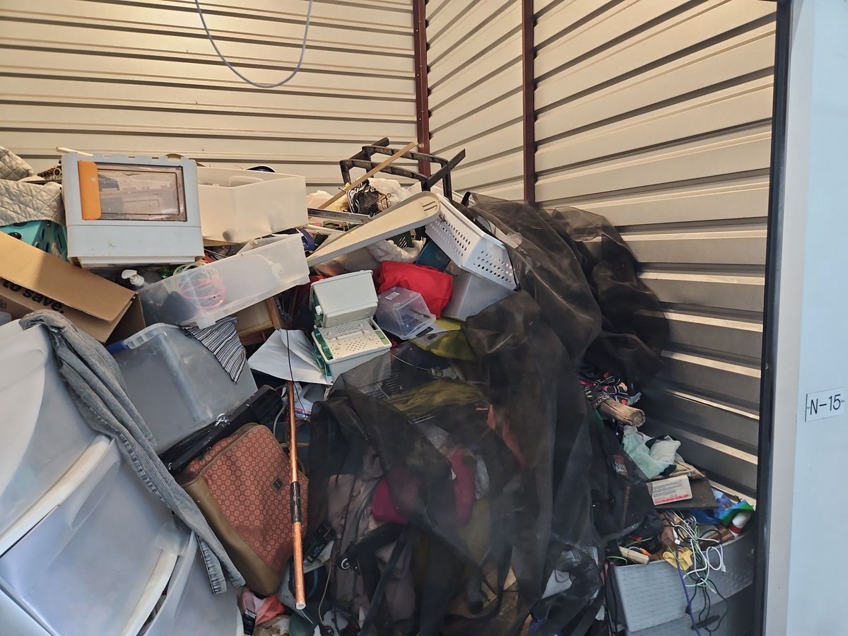 10 x 10 storage unit in Albuquerque, NM