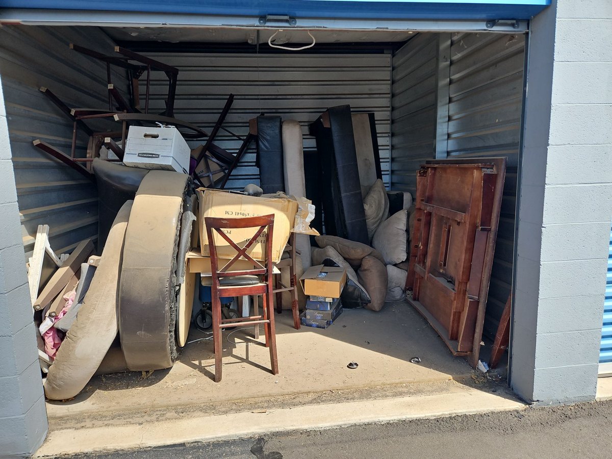 10 x 10 storage unit in Albuquerque, NM