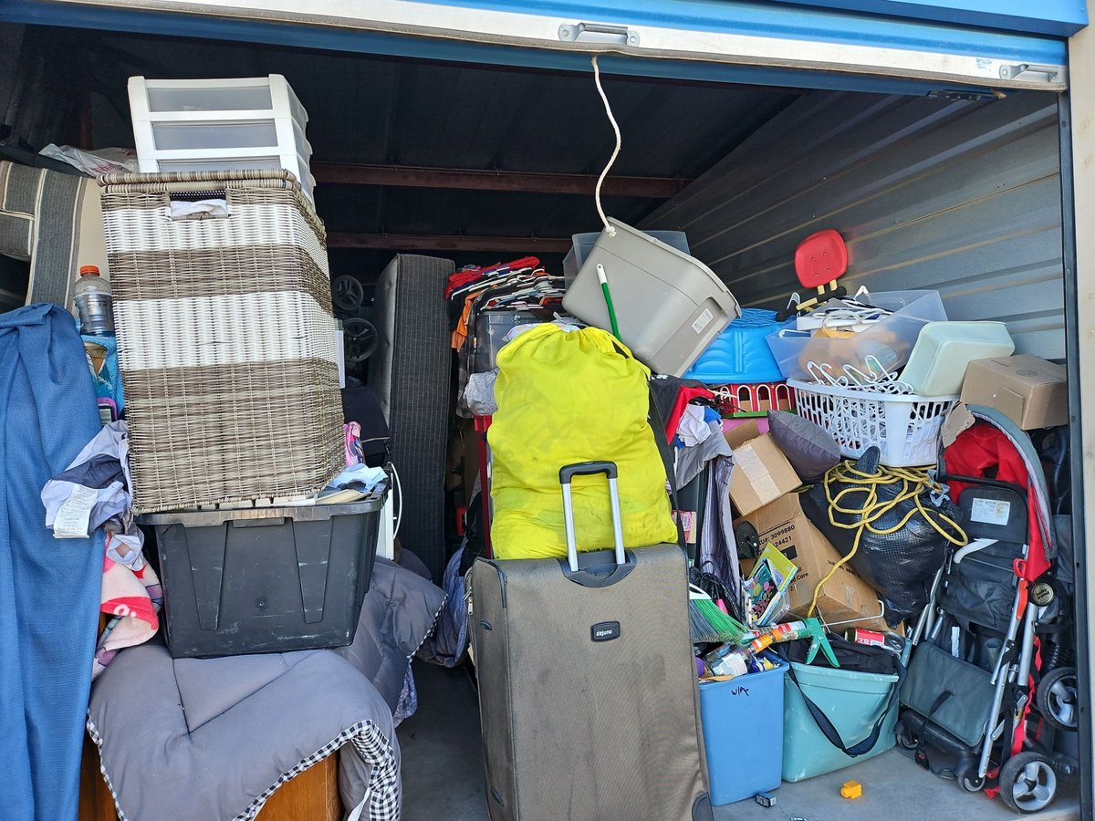 10 x 25 storage unit in Albuquerque, NM