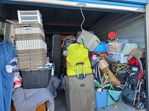 10 x 25 storage unit in Albuquerque, NM