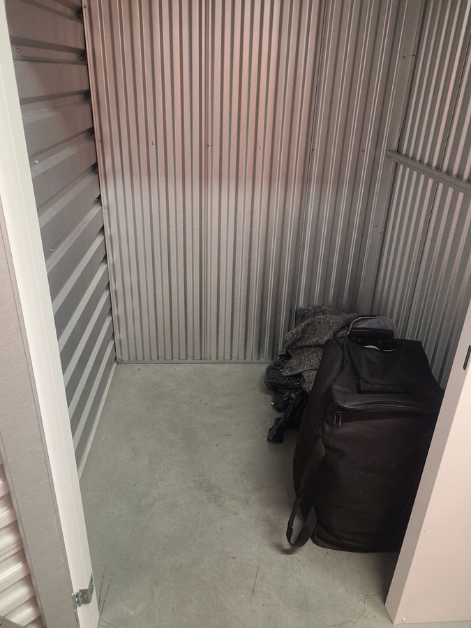 5 x 5 storage unit in Portland, OR