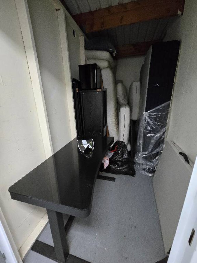 5 x 10 storage unit in Daly City, CA