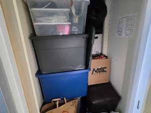 6 x 4 storage unit in Daly City, CA