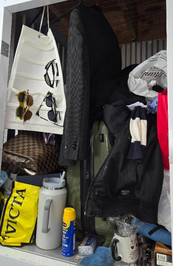 3 x 4 storage unit in Daly City, CA