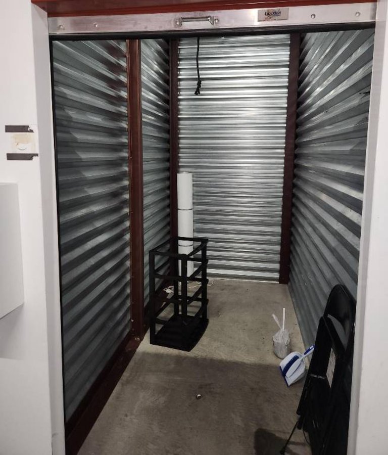 5 x 10 storage unit in Las Vegas, NV