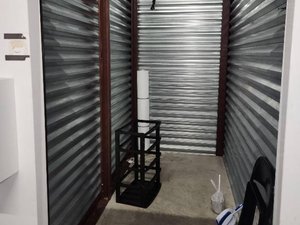 5 x 10 storage unit in Las Vegas, NV