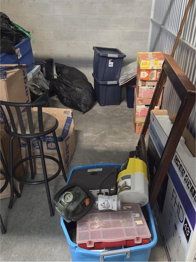 10 x 15 storage unit in Lehigh Acres, FL