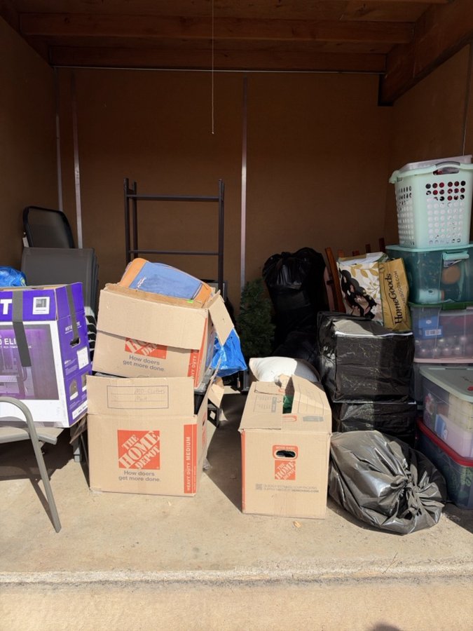 10 x 10 storage unit in Littleton, CO