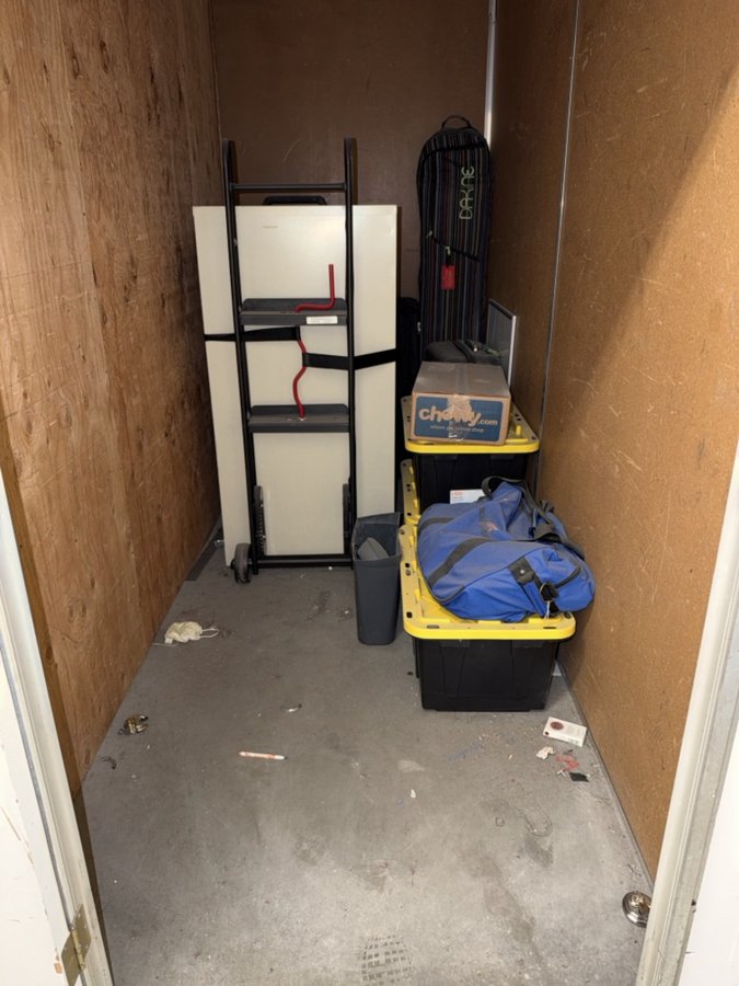 5 x 10 storage unit in Denver, CO