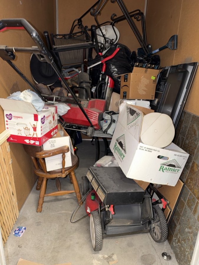 5 x 10 storage unit in Littleton, CO