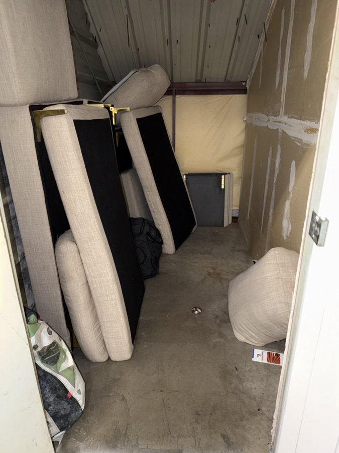 5 x 8 storage unit in Denver, CO