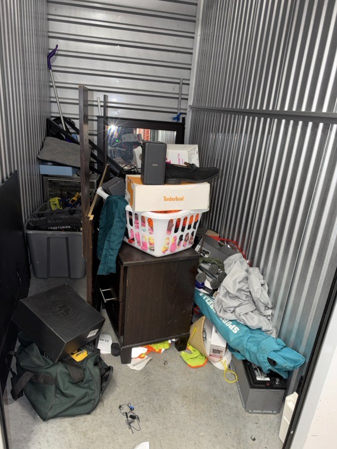 5 x 10 storage unit in Aurora, CO