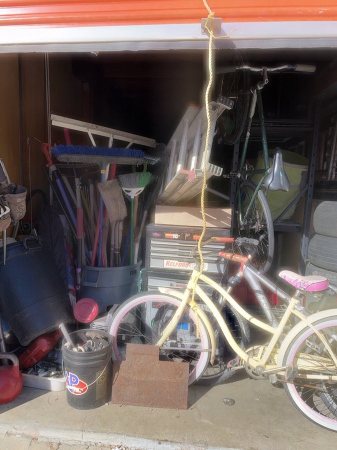 10 x 30 storage unit in Aurora, CO