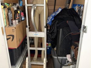 5 x 5 storage unit in Aurora, CO