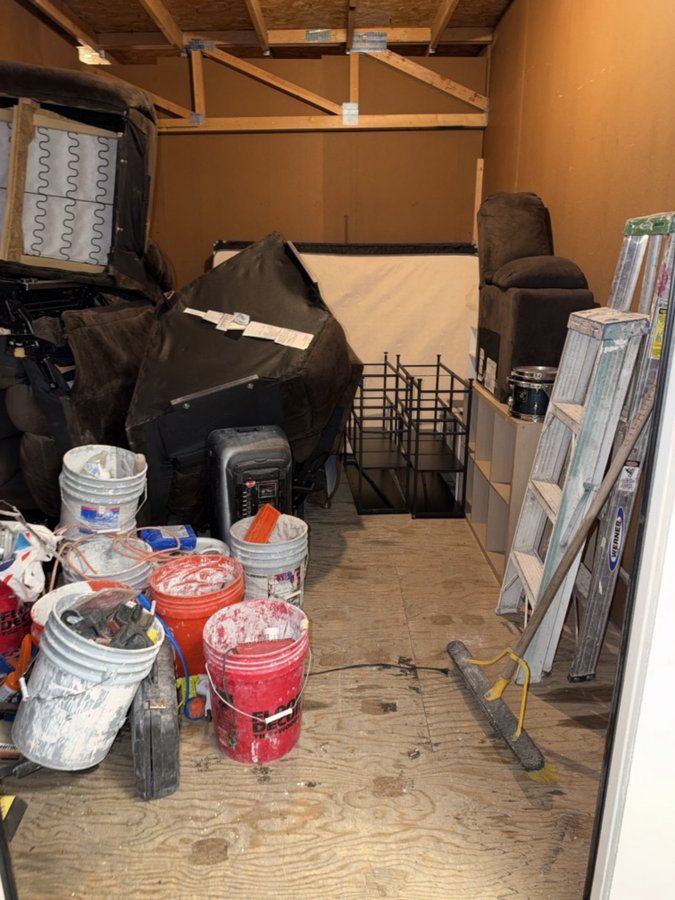 10 x 15 storage unit in Englewood, CO