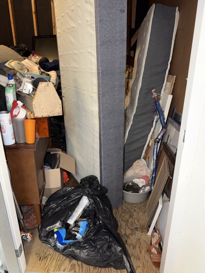 10 x 15 storage unit in Englewood, CO