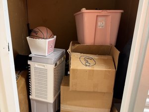 5 x 5 storage unit in Englewood, CO