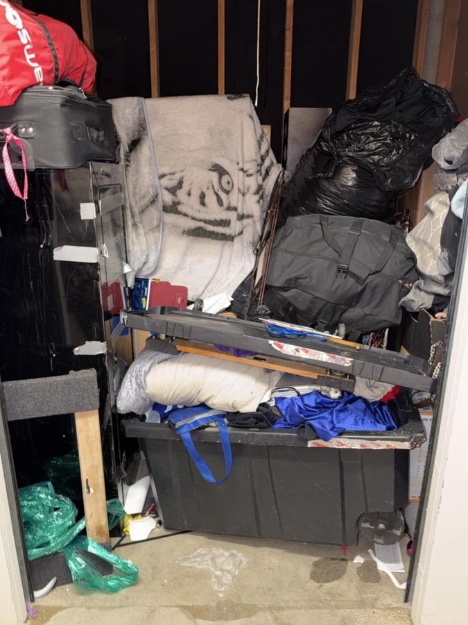 10 x 7 storage unit in Englewood, CO