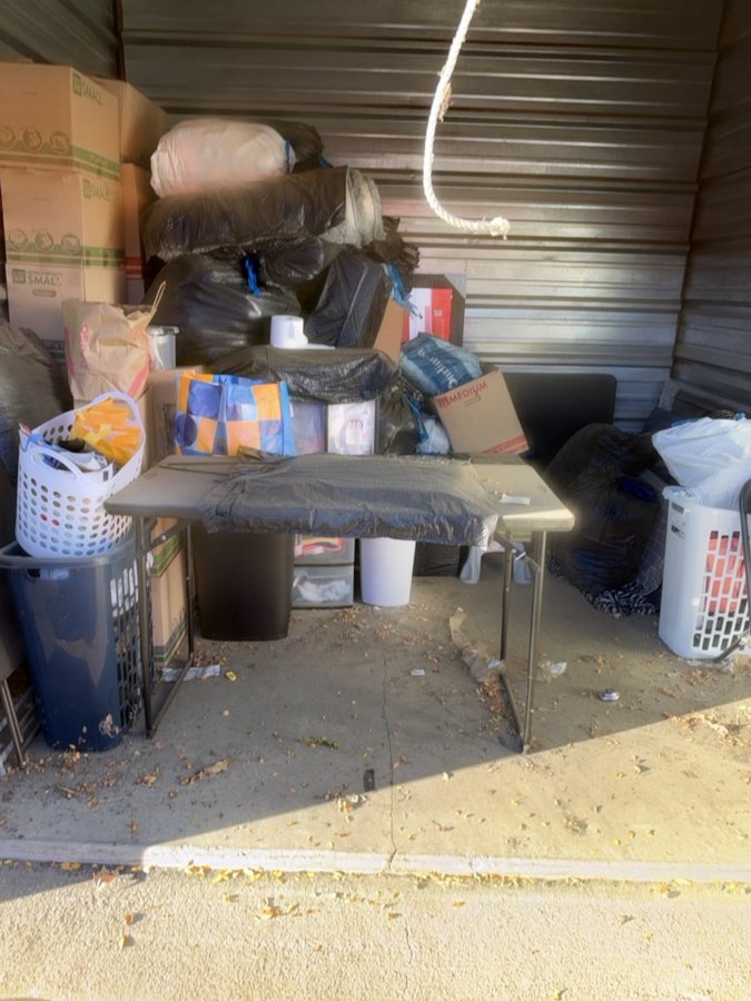 10 x 10 storage unit in Aurora, CO