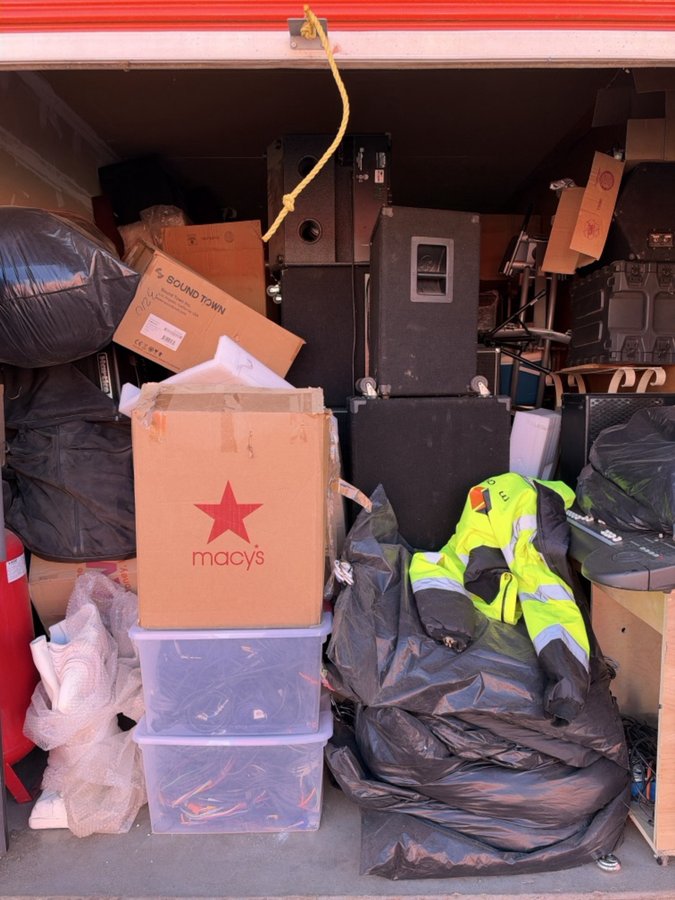10 x 20 storage unit in Aurora, CO