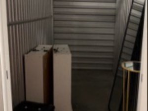5 x 10 storage unit in Aurora, CO