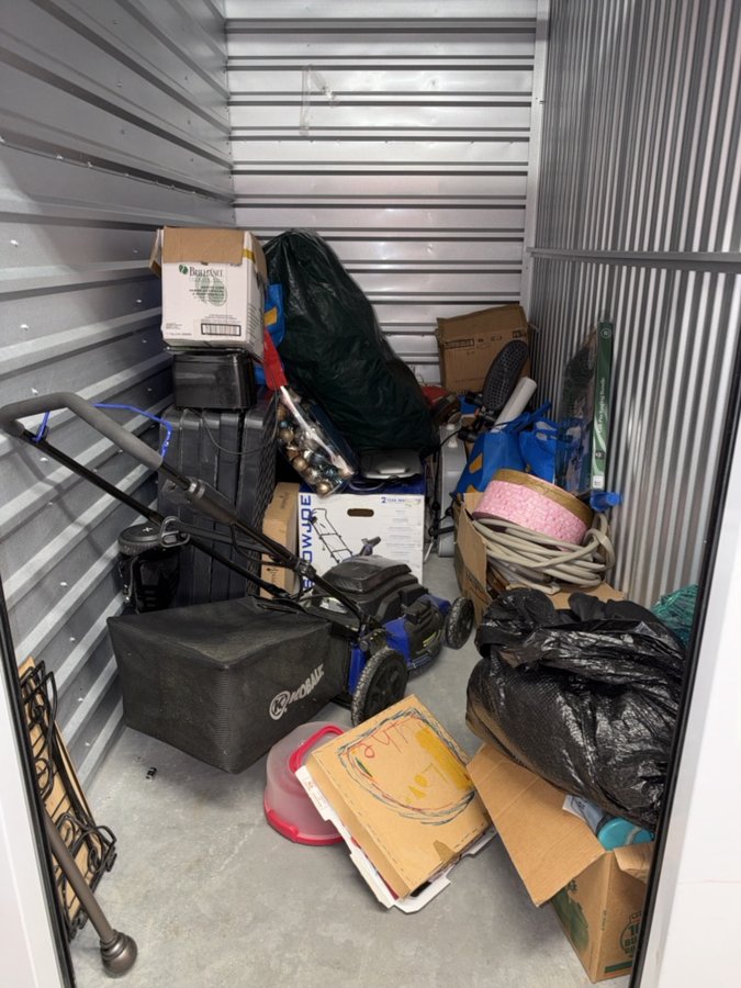 5 x 10 storage unit in Aurora, CO