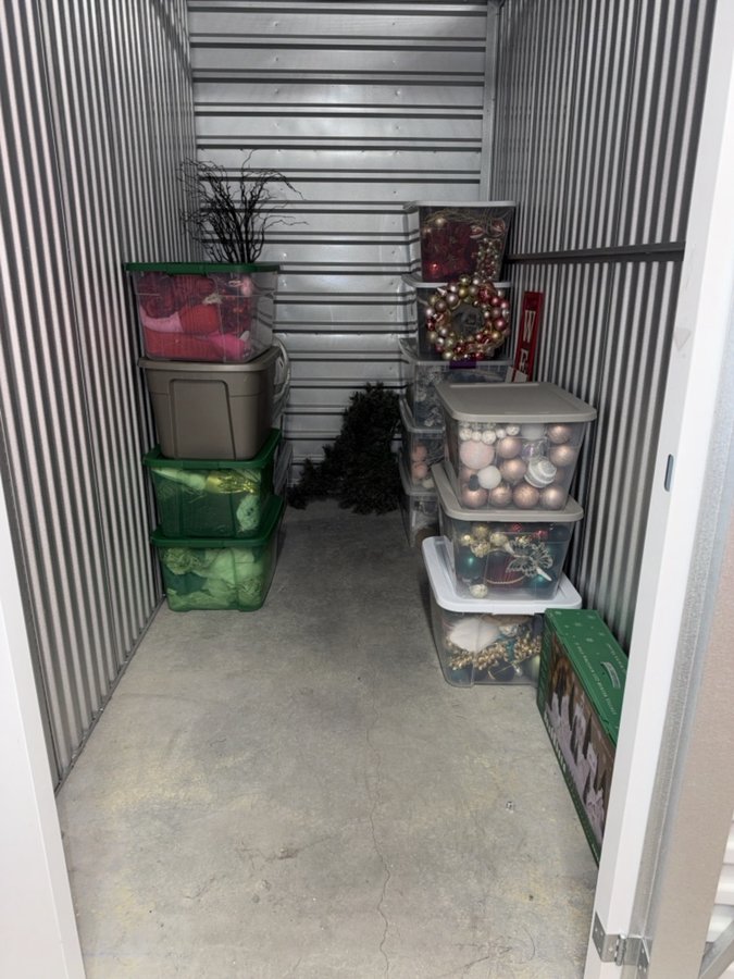 5 x 10 storage unit in Aurora, CO