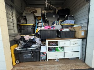 8 x 10 storage unit in Kahului, HI