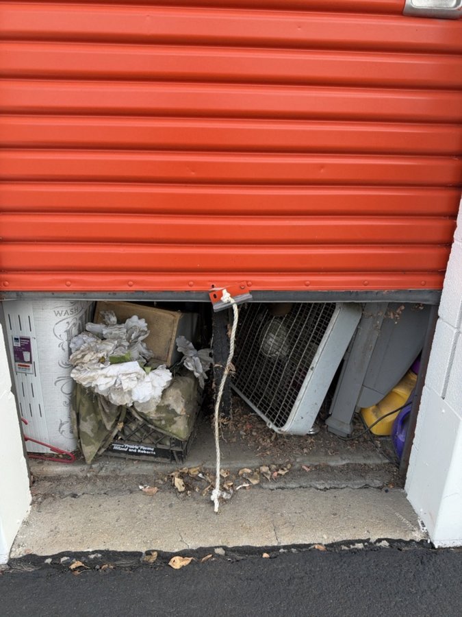 5 x 5 storage unit in Aurora, CO